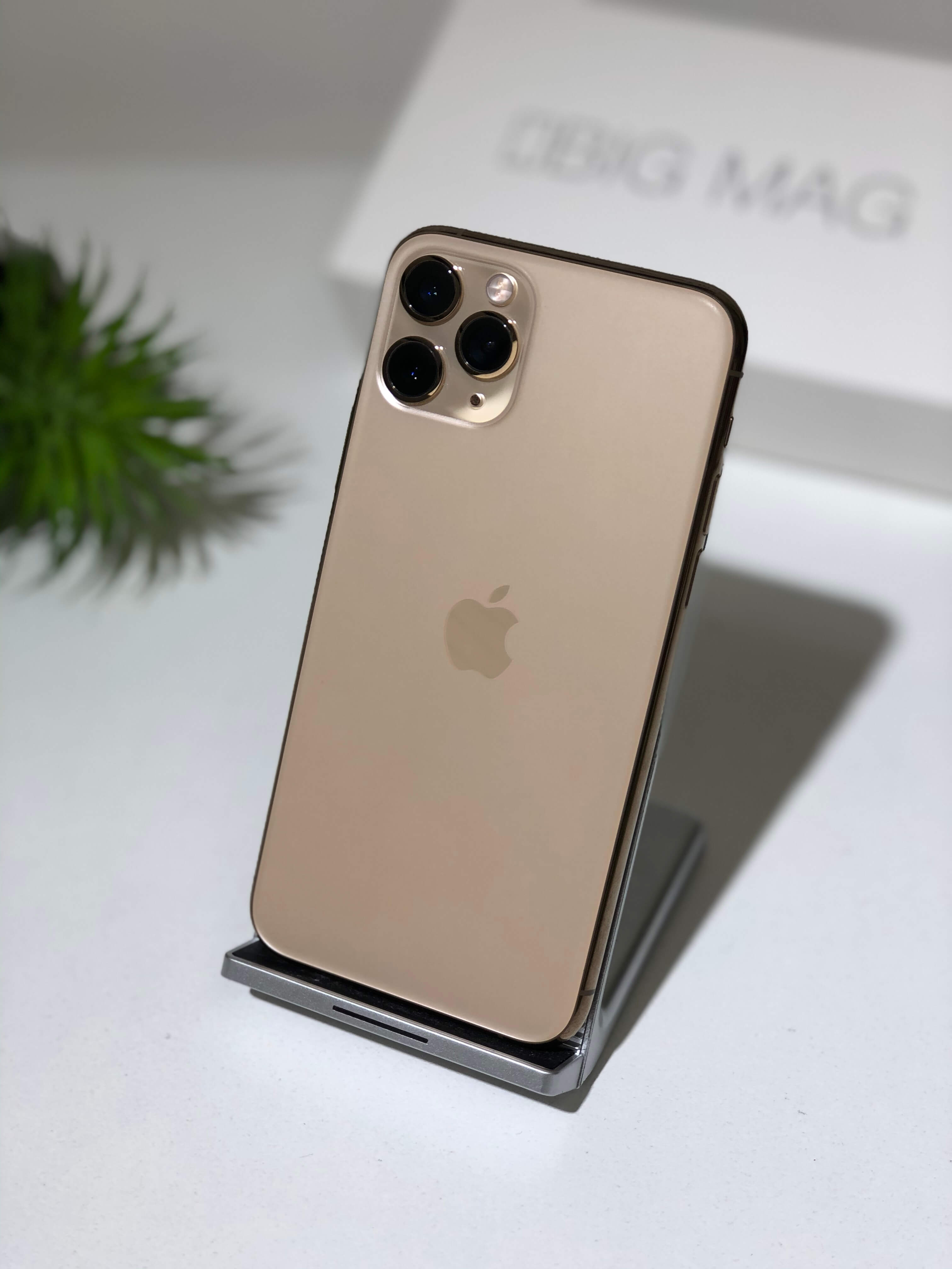 Folosit iPhone 11 Pro Max 256gb, Dual Sim Gold (MWF32).
